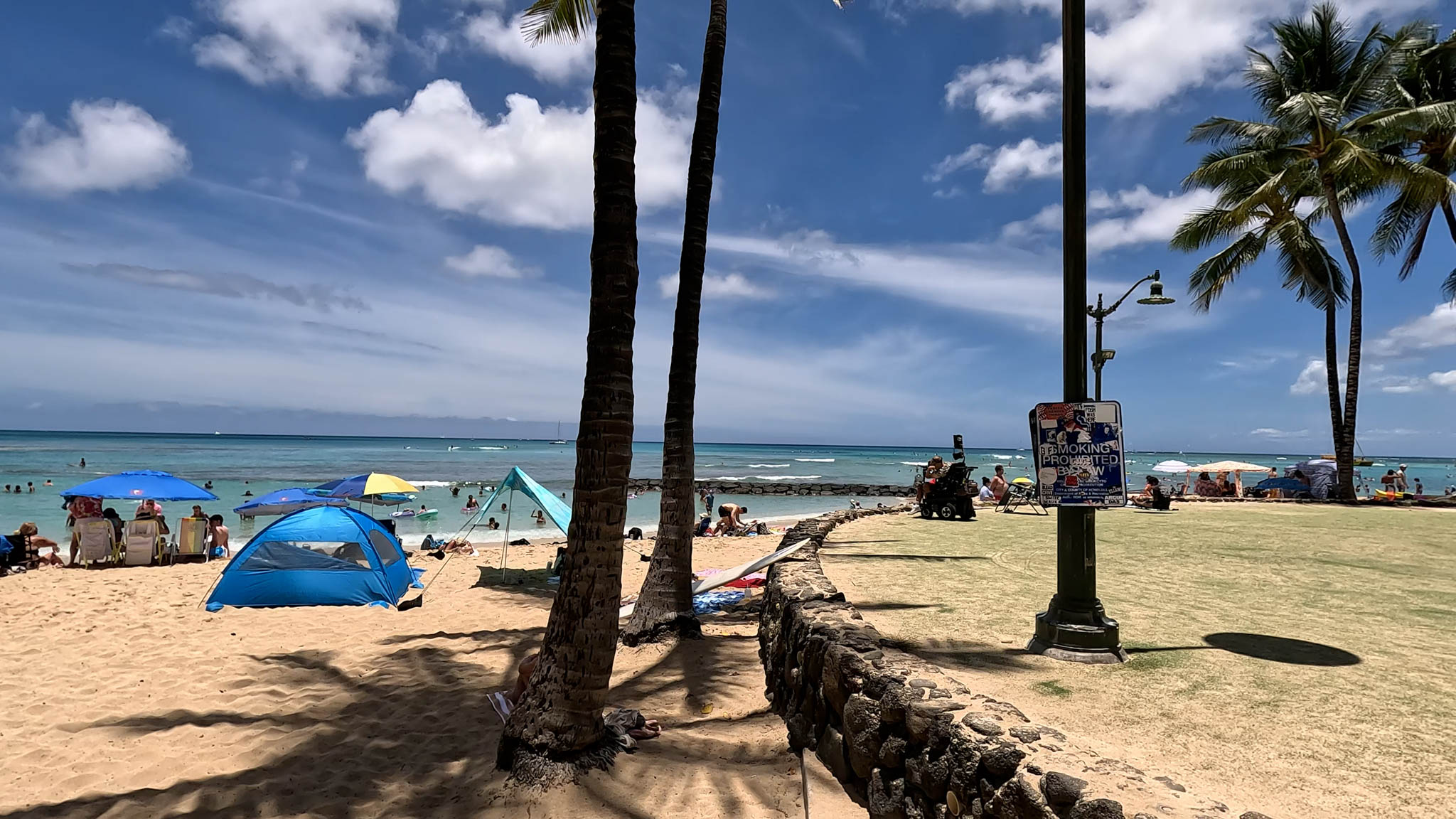 Beachfront Hotels in Waikiki - Espacio The Jewel Of Waikiki - Main Photo