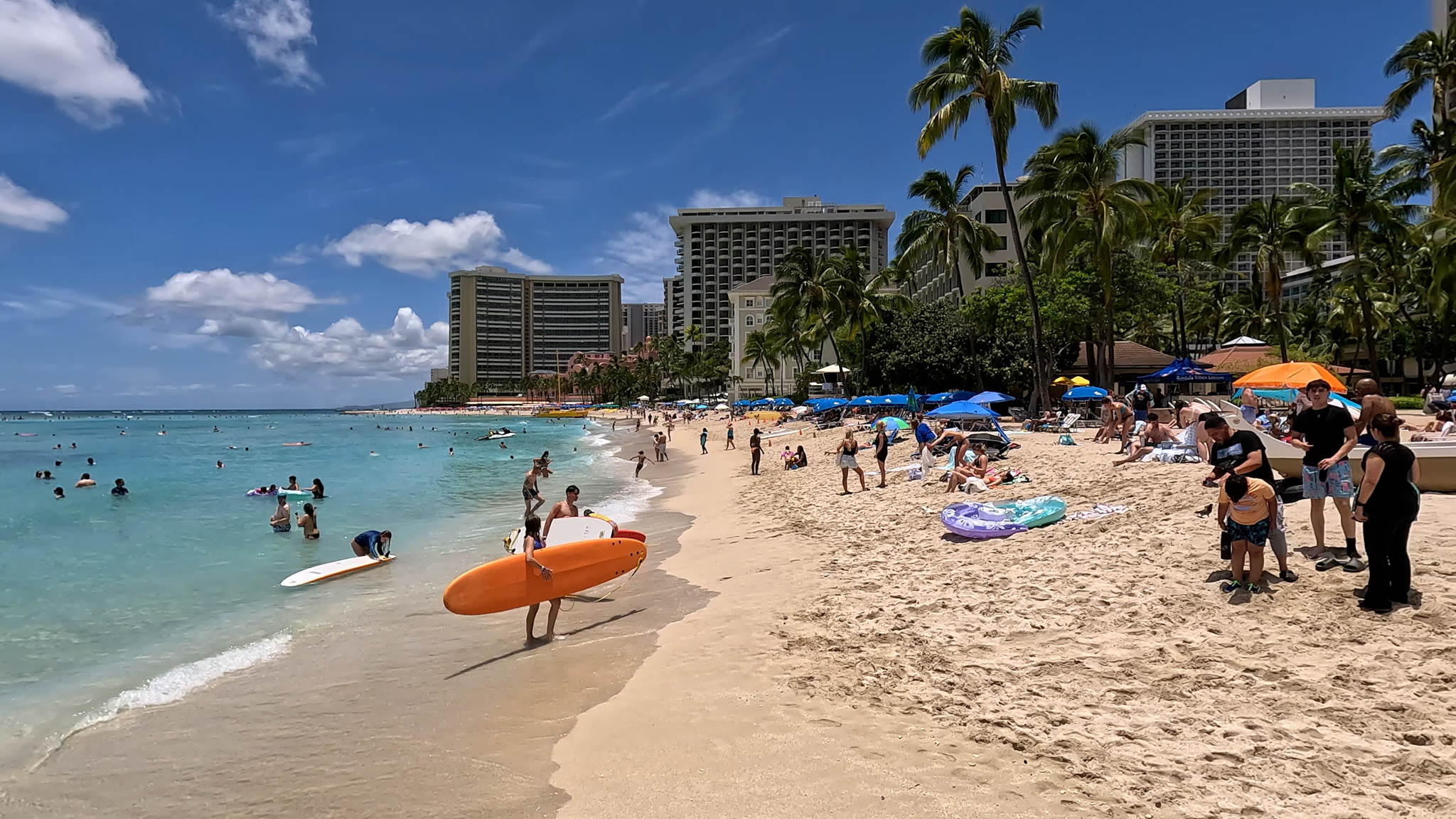 Beachfront Hotels in Waikiki - Hyatt Regency Waikiki Beach Resort And Spa - Main Photo